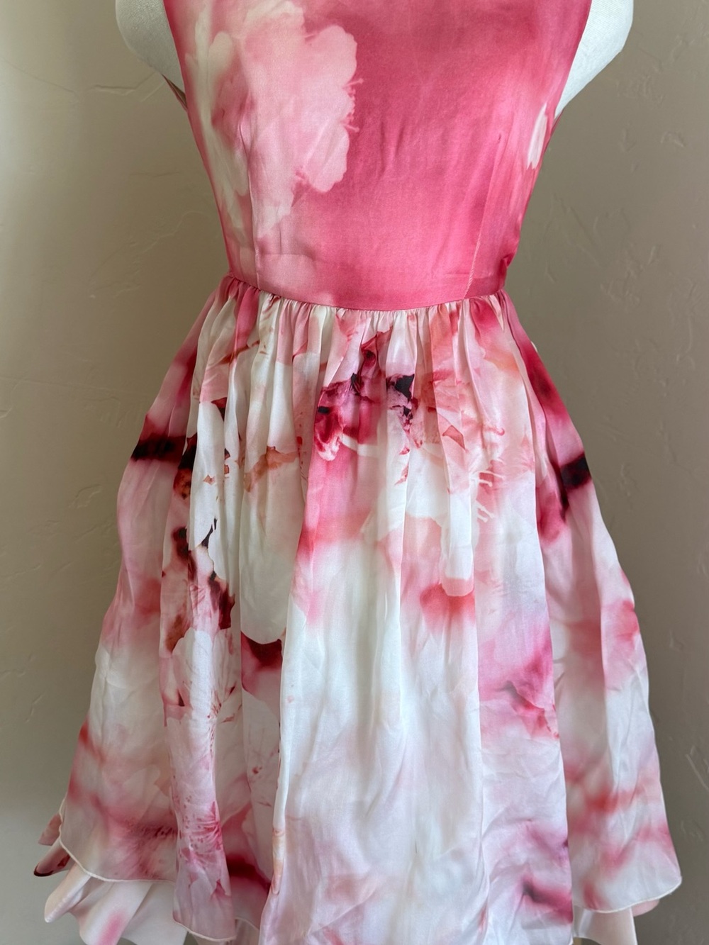 Alice + Olivia Pink and White Watercolor Floral Party Dress